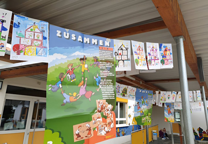 Poster und gemalte Bilder: Zusammensein